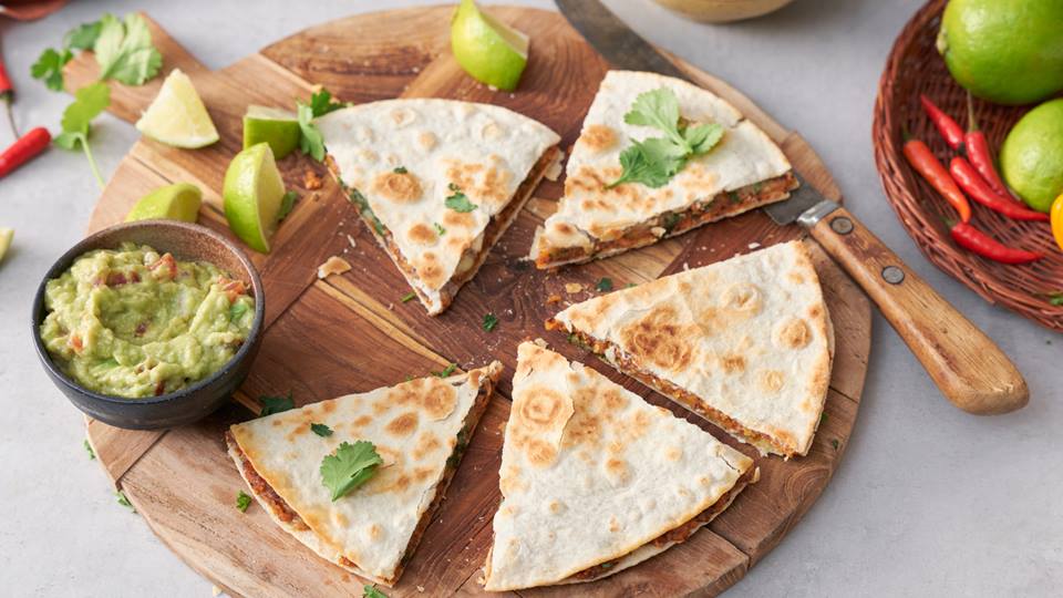 Quesadilla mit vegetarischer Hackfleischfüllung