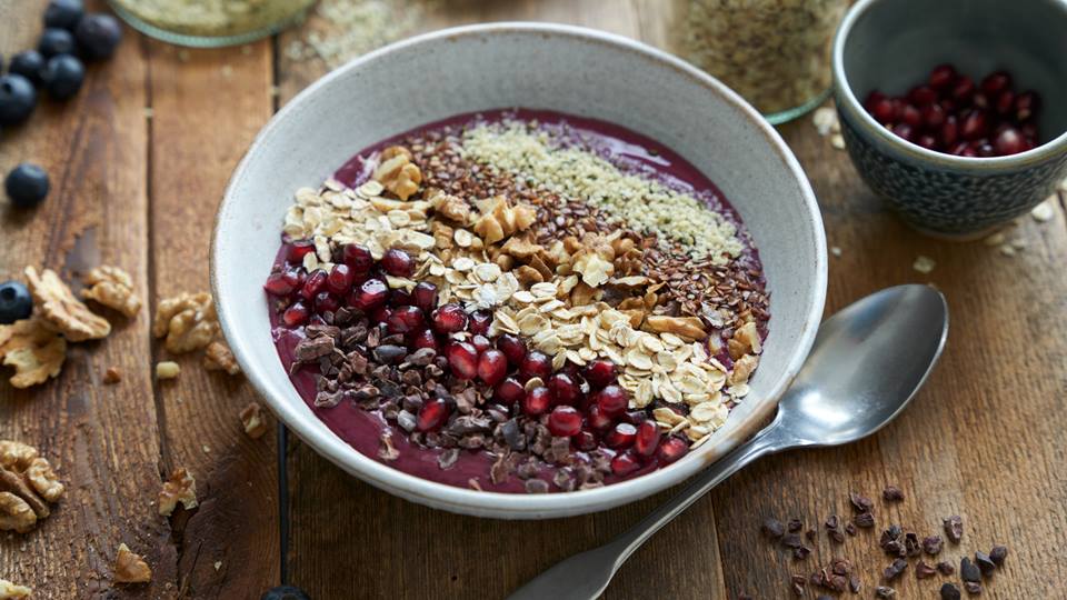 Heidelbeer-Bananen-Smoothie-Bowl