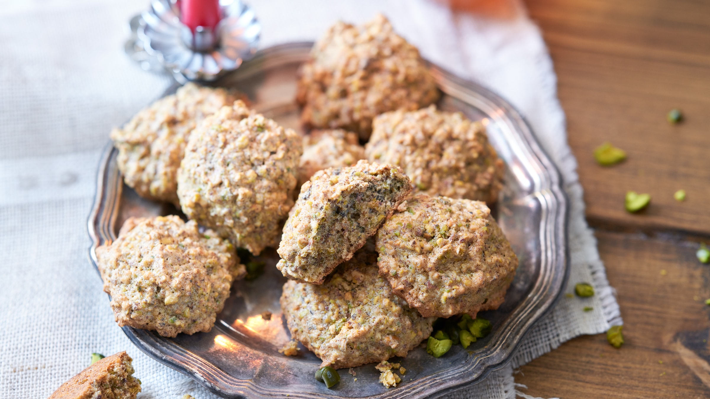 Pistazien-Zitronen-Makronen Rezept selbst machen | Alnatura