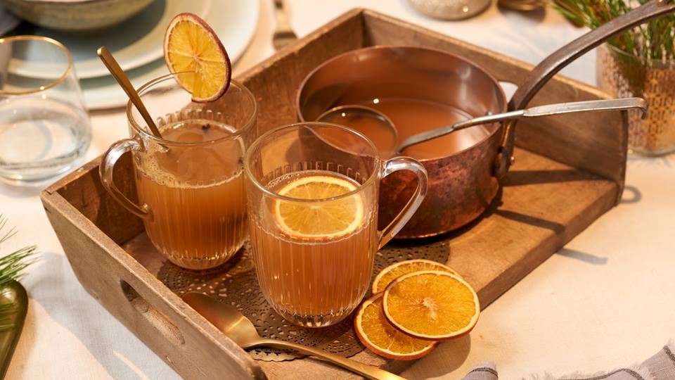 Apfel-Rum-Punsch