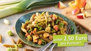 Erbsen-Penne in deftiger Apfel-Lauch-Sauce