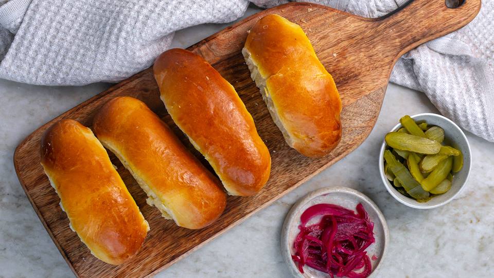 Hotdog-Brötchen selber machen