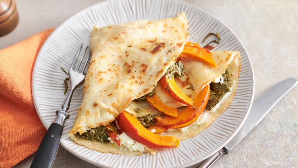 Pfannkuchen mit herzhafter Ofenkürbis-Füllung