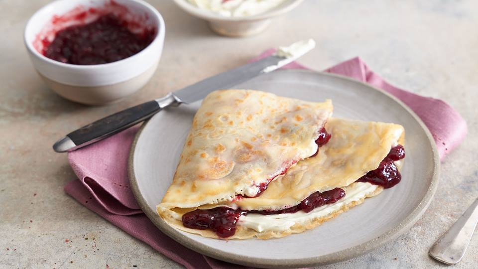 Pfannkuchen - Süße Sauerkirsch-Schmand-Füllung