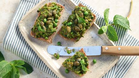 Frischer Erbsen-Minz-Aufstrich