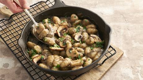 Blitz-Champignon-Gnocchi aus dem Ofen