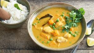 Wärmendes Kürbiscurry mit Rotbarschfilet