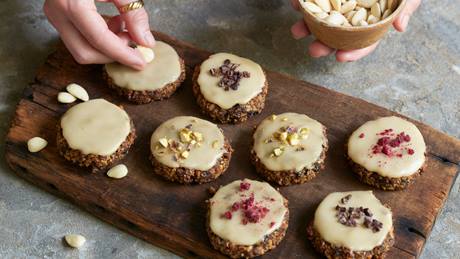 Bunt verzierte Lebkuchen
