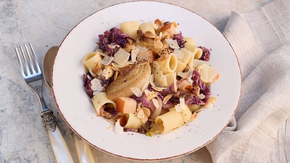 Pasta mit Birne, Fenchel und Radicchio