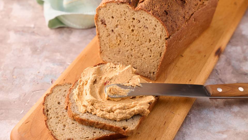 Alnatura Rezept: 3-Zutaten-Quinoabrot