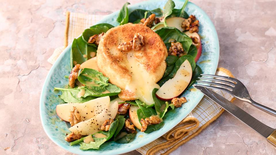 Alnatura Rezept: Backcamembert auf Babyspinat