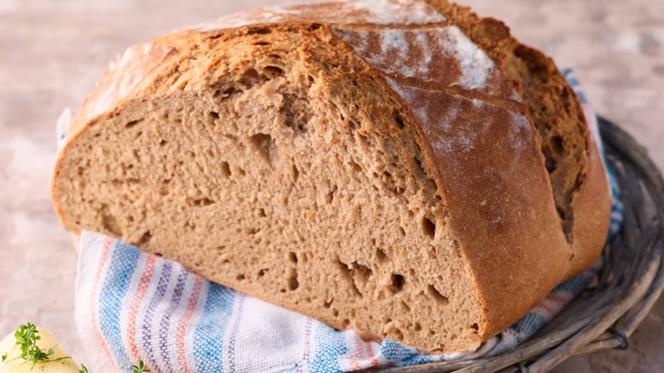 Alnatura Rezept: Knuspriges Dinkel-Sauerteigbrot