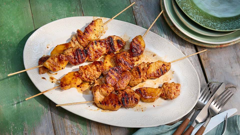 Puten-Ananas-Spieße mit Sweet-Chili-Marinade