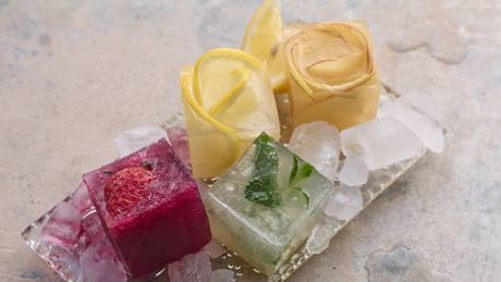 Bunte Eiswürfel