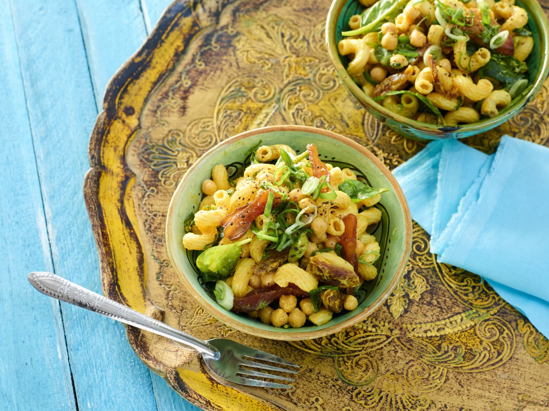 Orientalischer Nudelsalat mit Kichererbsen und Aprikosen