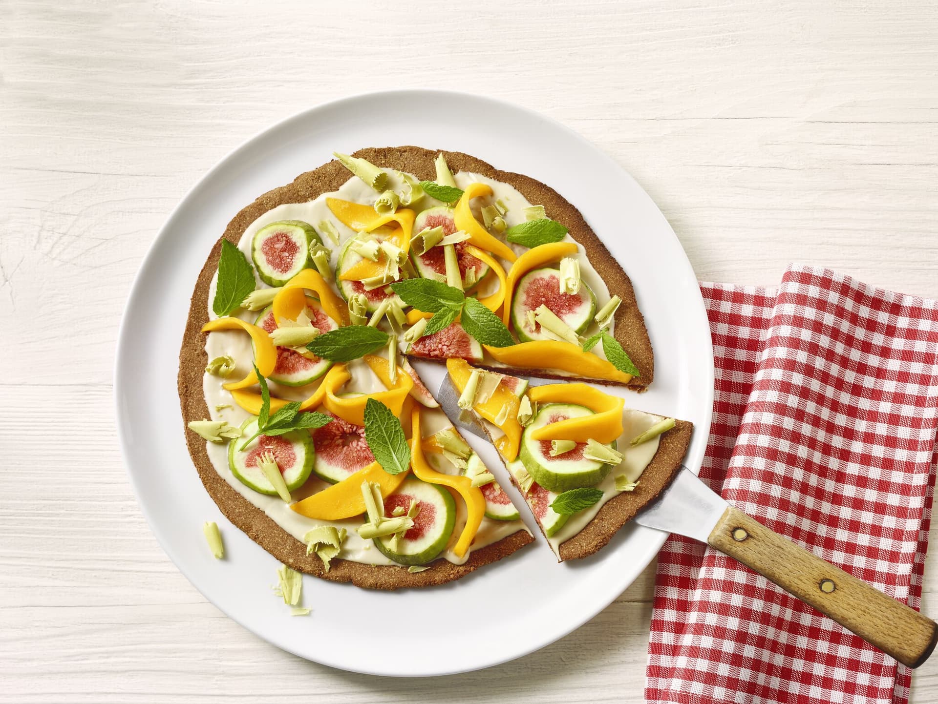 Süße Kokos-Mango-Pizza