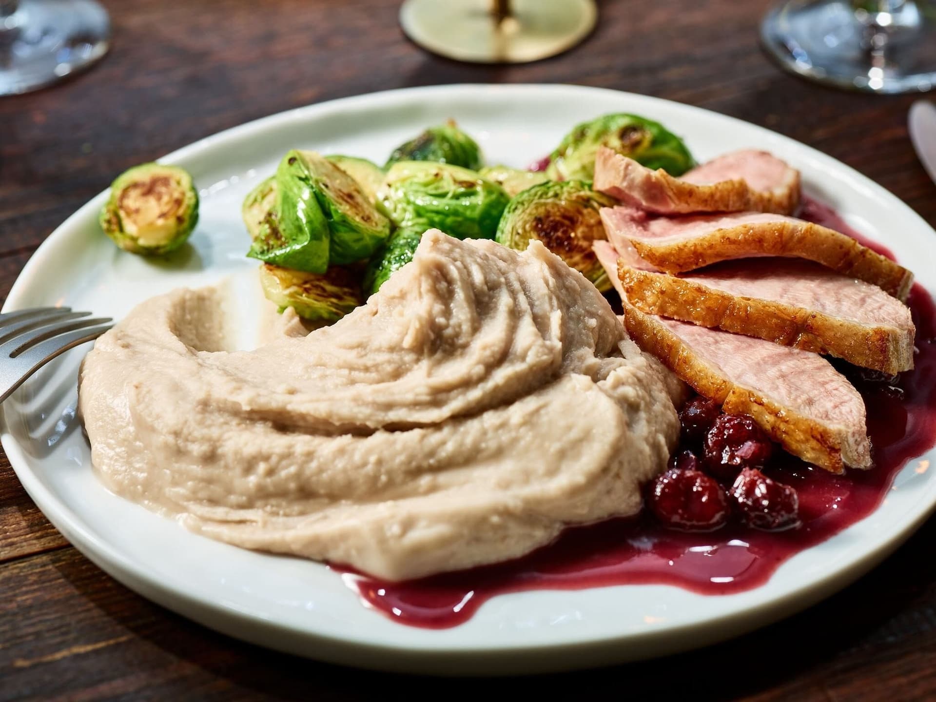 Maronenpüree mit gebratenem Rosenkohl