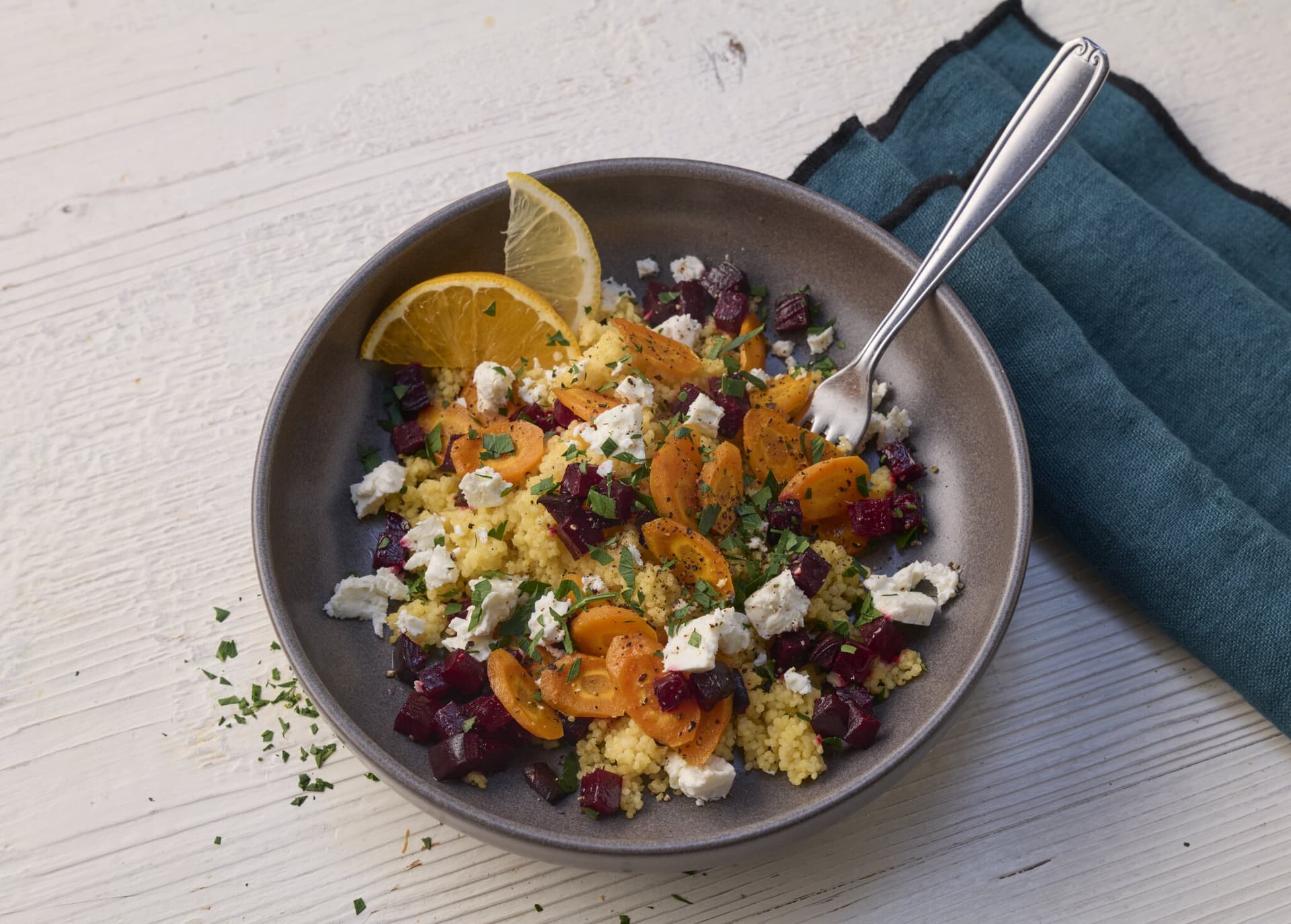 Lauwarmer Hirsesalat mit Feta