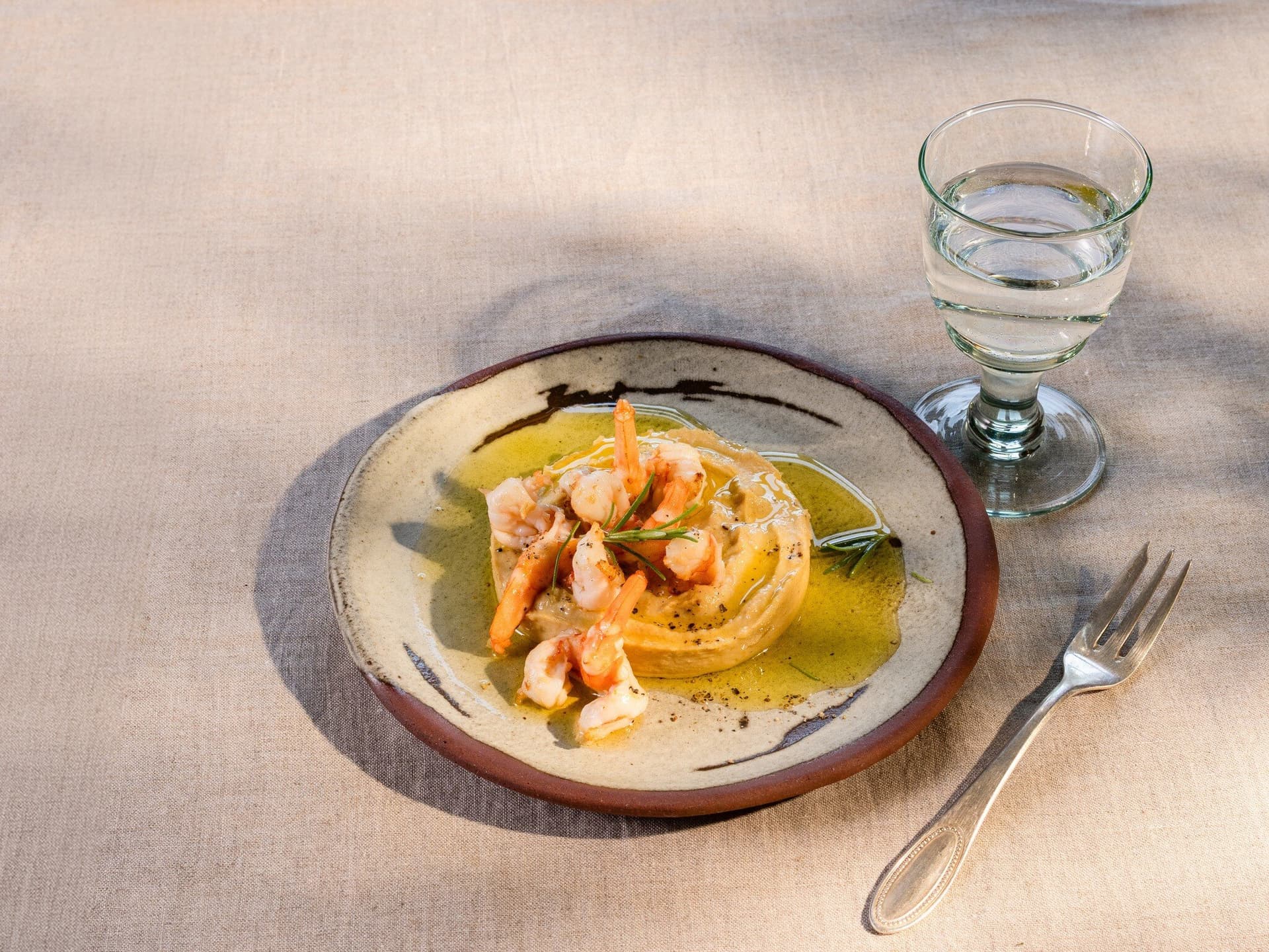Hummus mit Garnelen