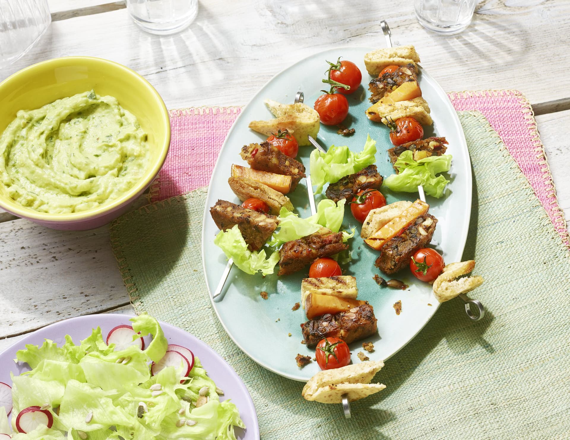 Black-Bean-Cashew-Burger-Spieße