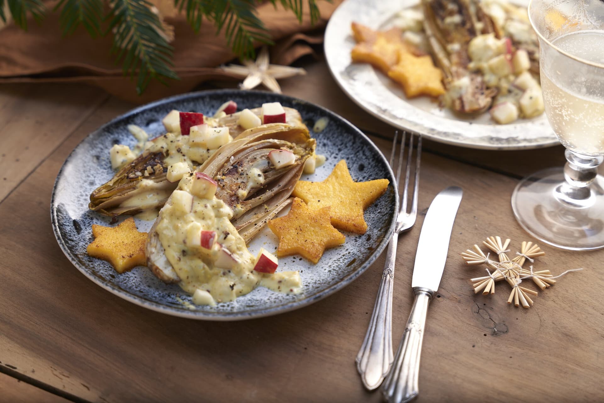 Warme Chicoréehälften mit Gorgonzola