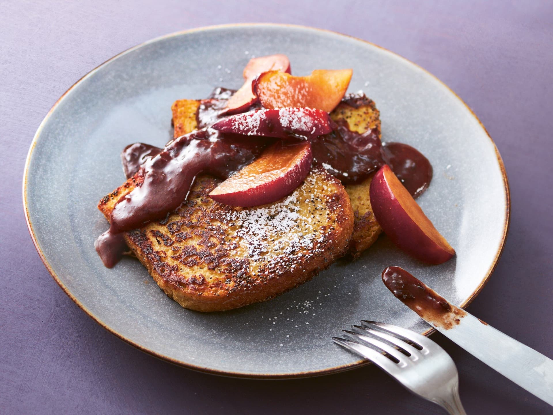 "Reiche Ritter" – French Toast mit Mohn und Pflaumenmus