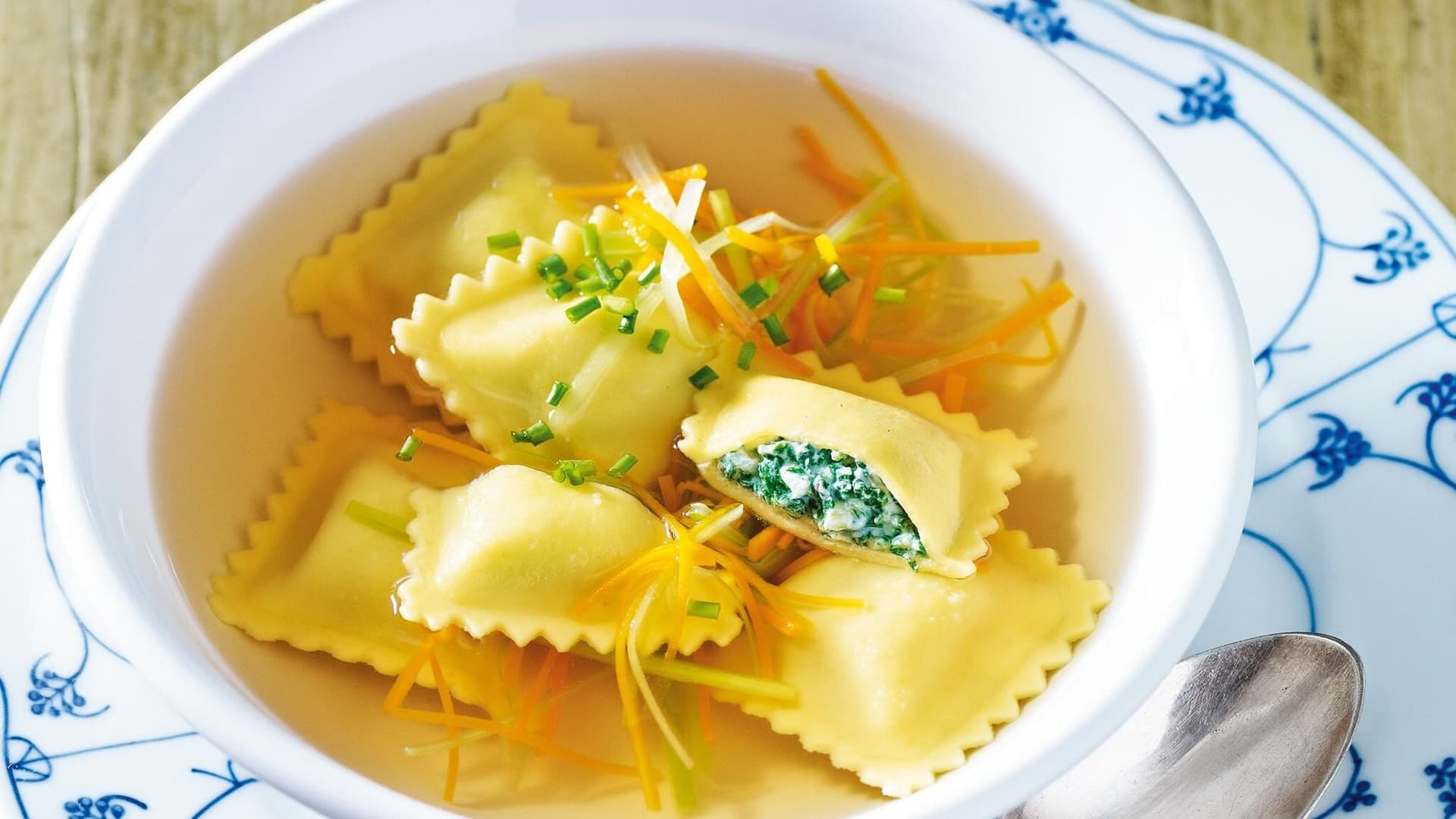 Maultaschensuppe