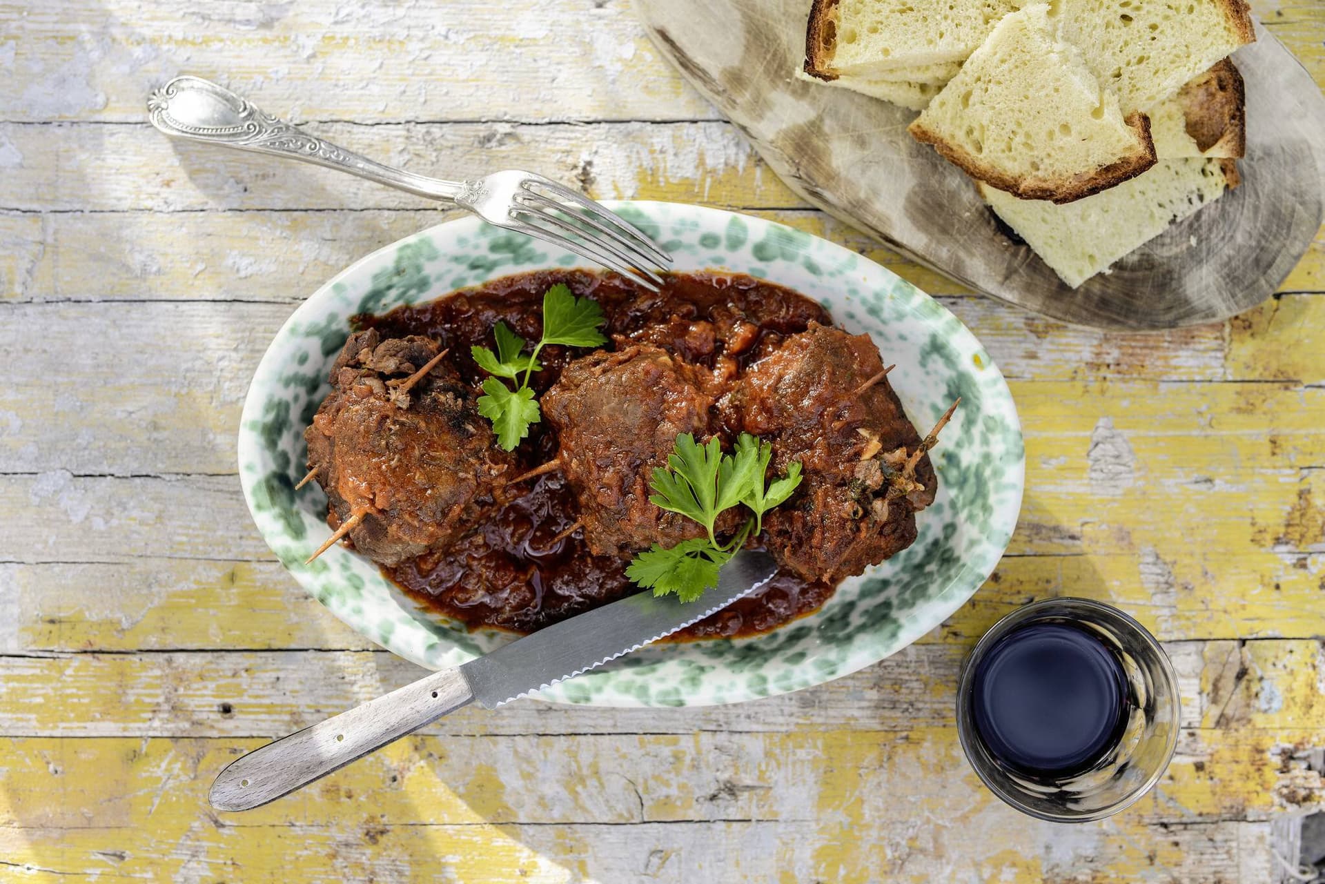 Italienische Rouladen in Tomatensauce