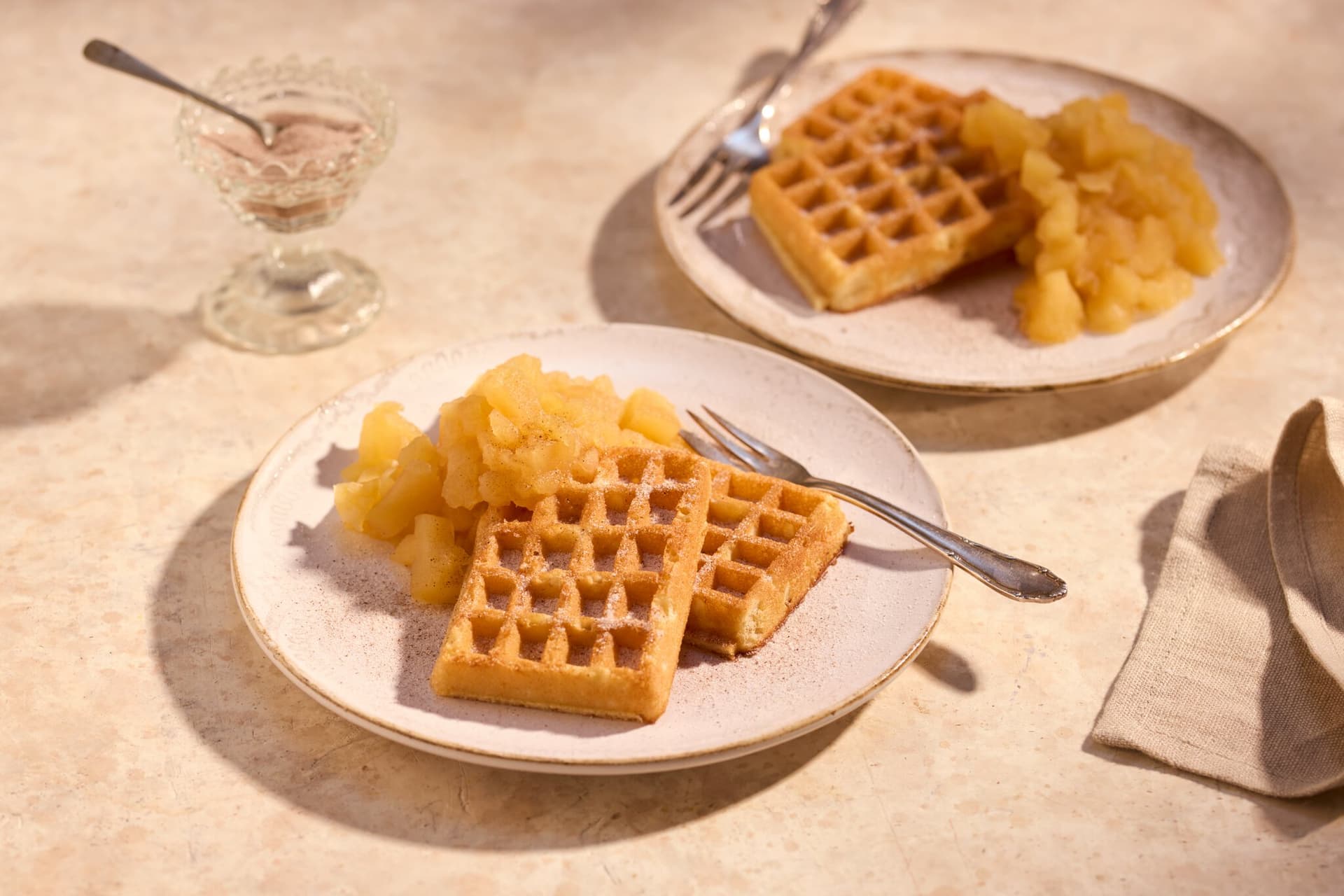 Apfelkompott mit Dinkelwaffeln