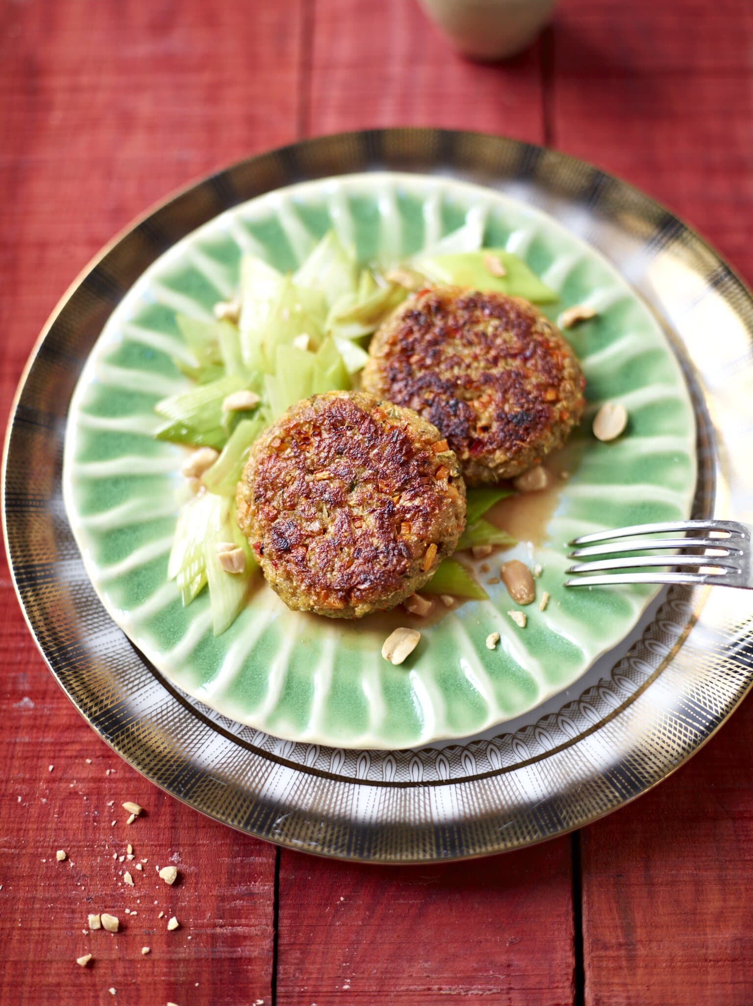 Thai-Gemüseburger mit Lauchgemüse