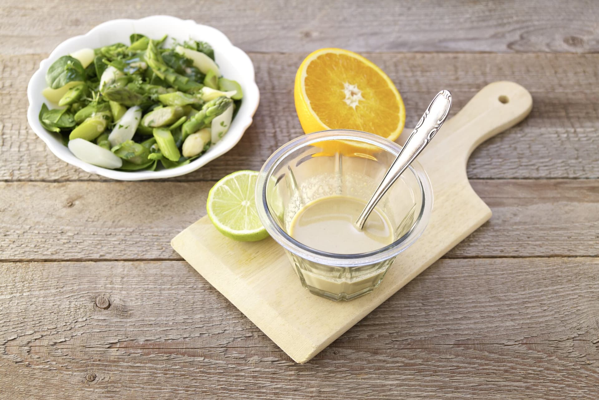 Spargel mit Zitrusdressing