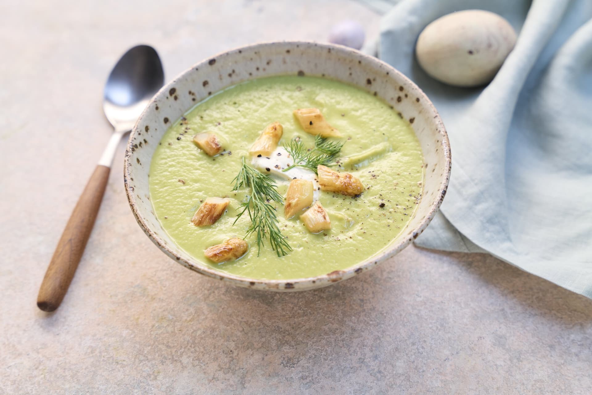 Grüne Frühlings-Spargelsuppe