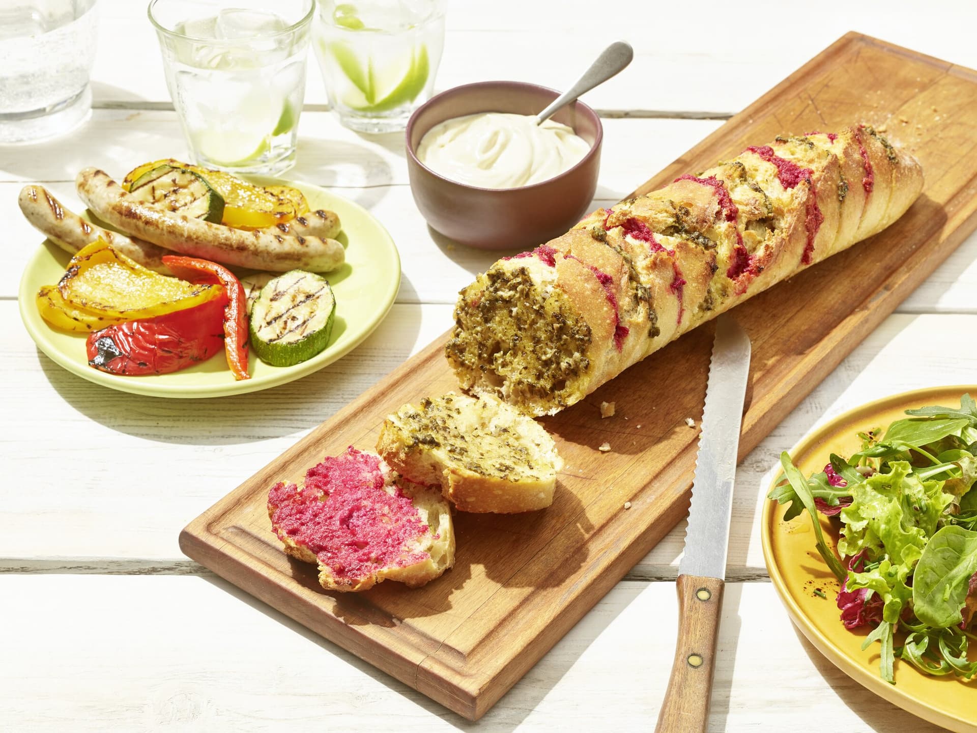 Fächerbaguette mit zweierlei Aufstrich