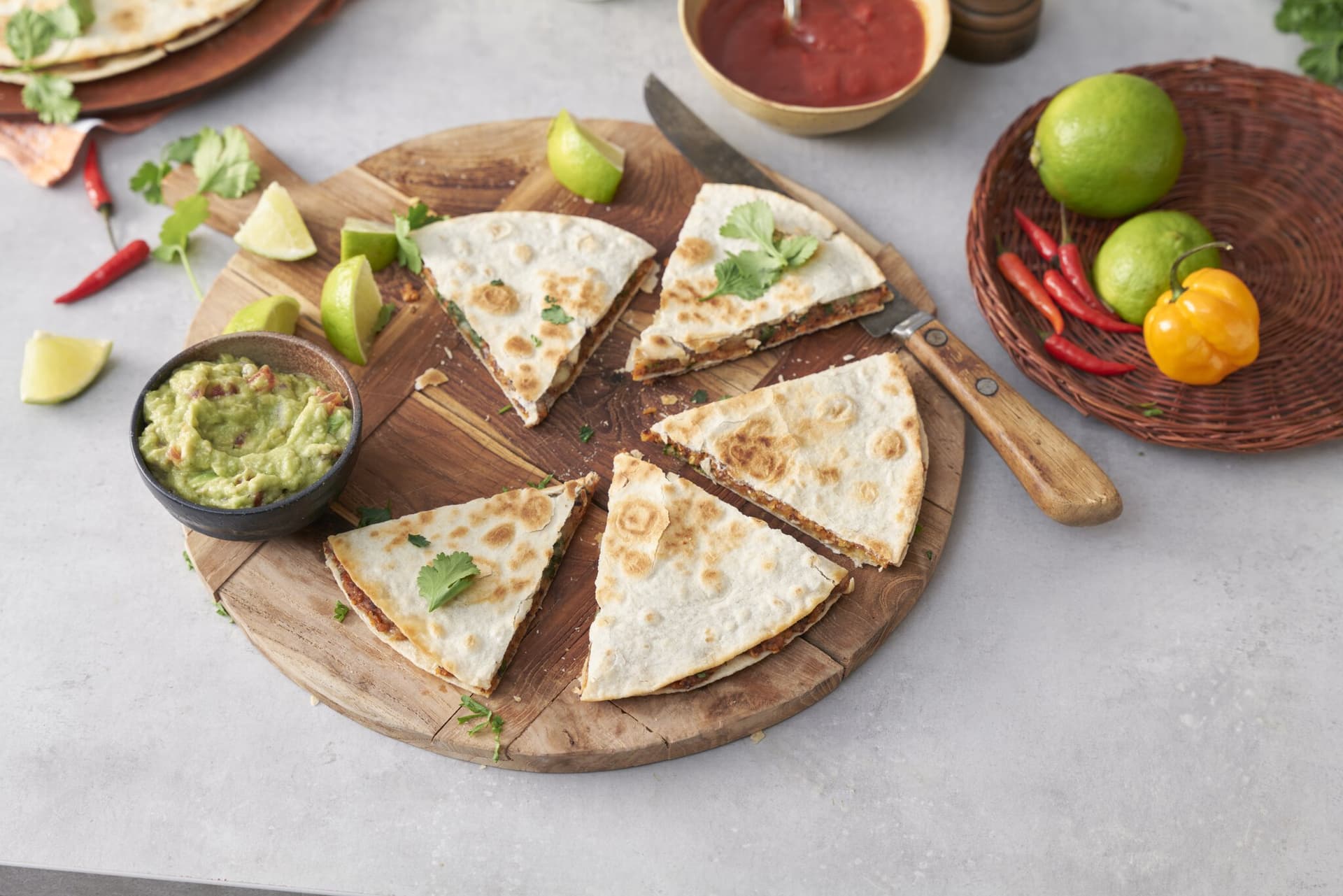 Quesadilla mit vegetarischer Hackfleischfüllung