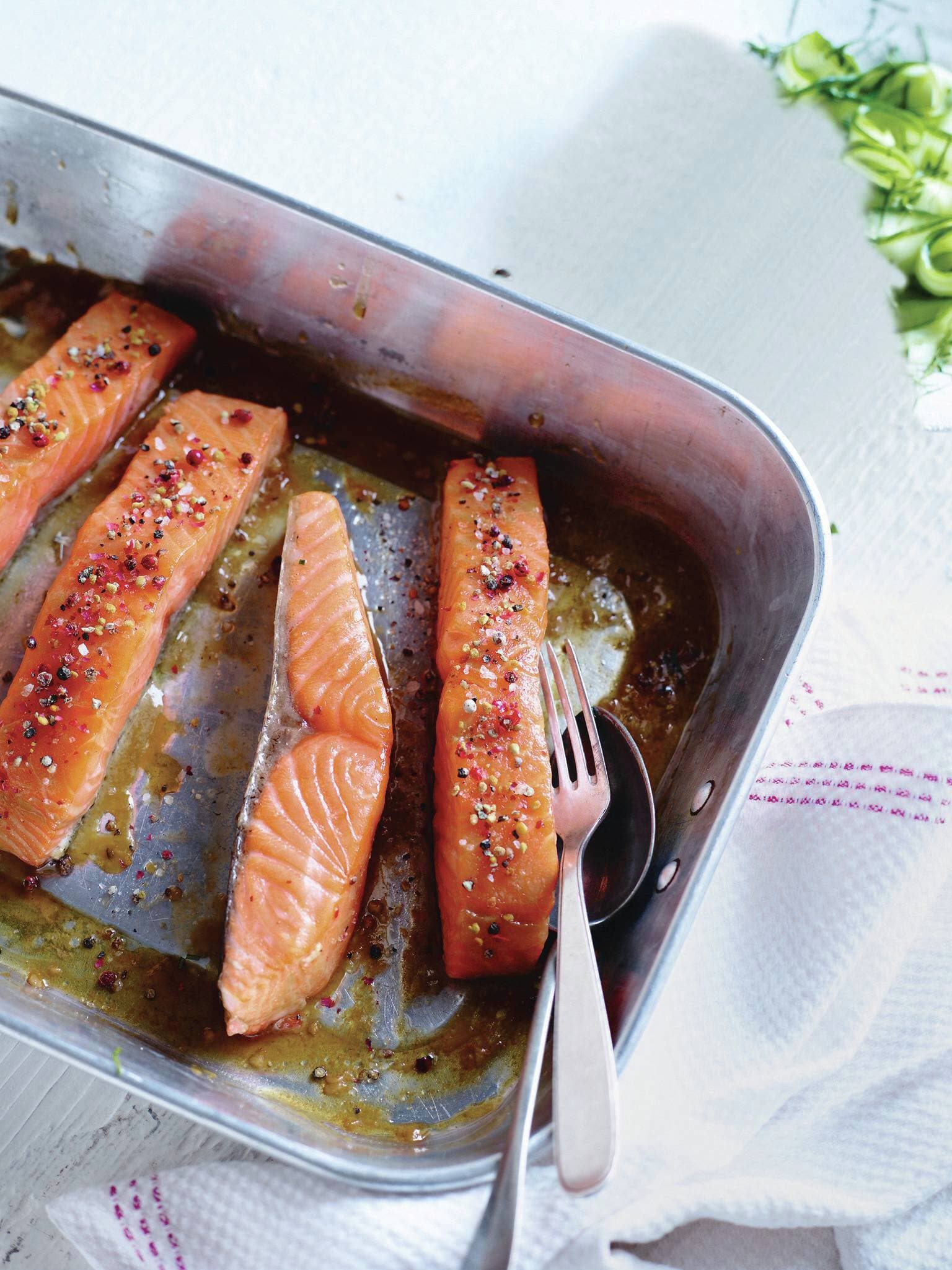 gebackener Lachs in Pfeffermarinade
