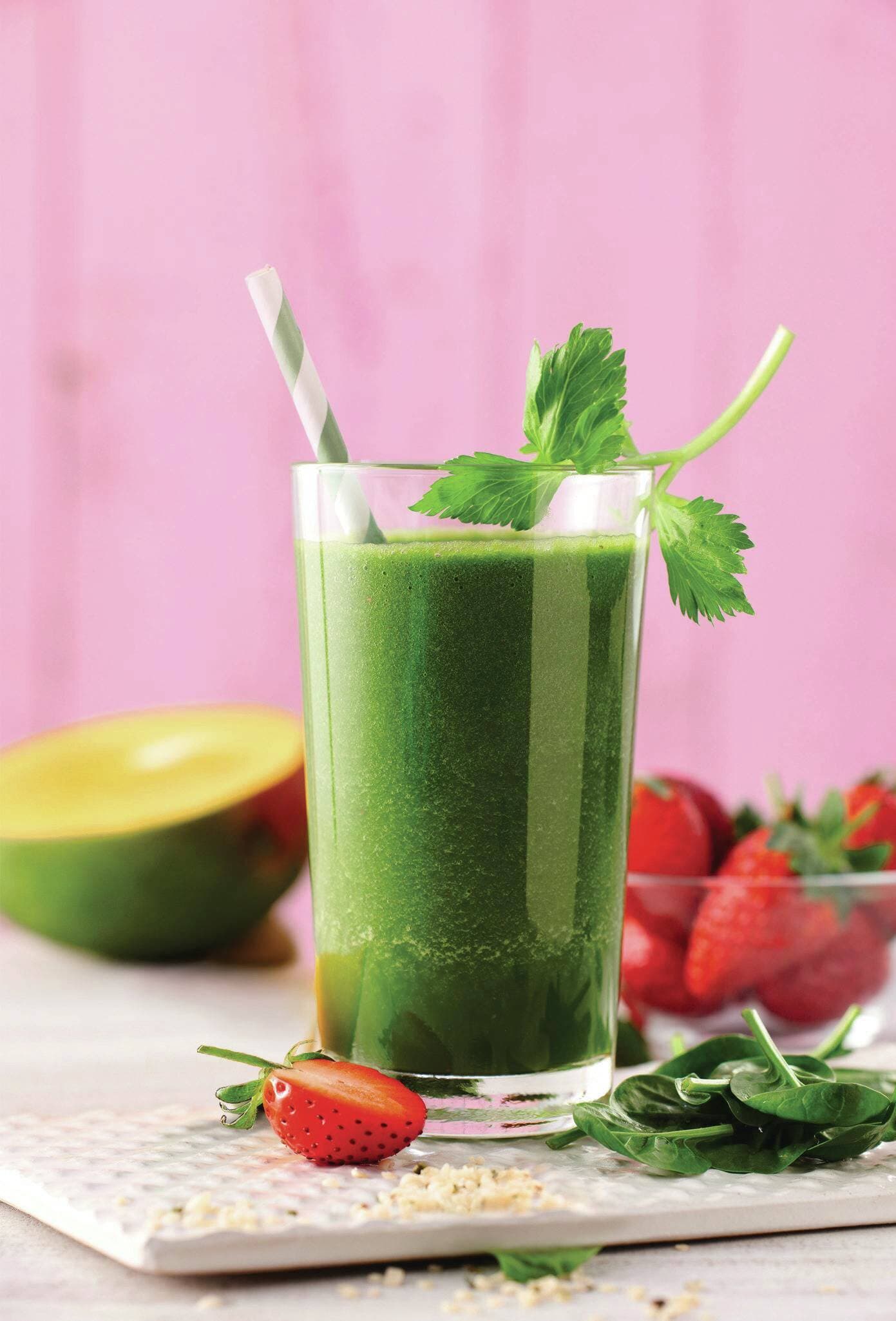 Grünkerl – unser Frühlingsbote (Erdbeer-Spinat-Smoothie)