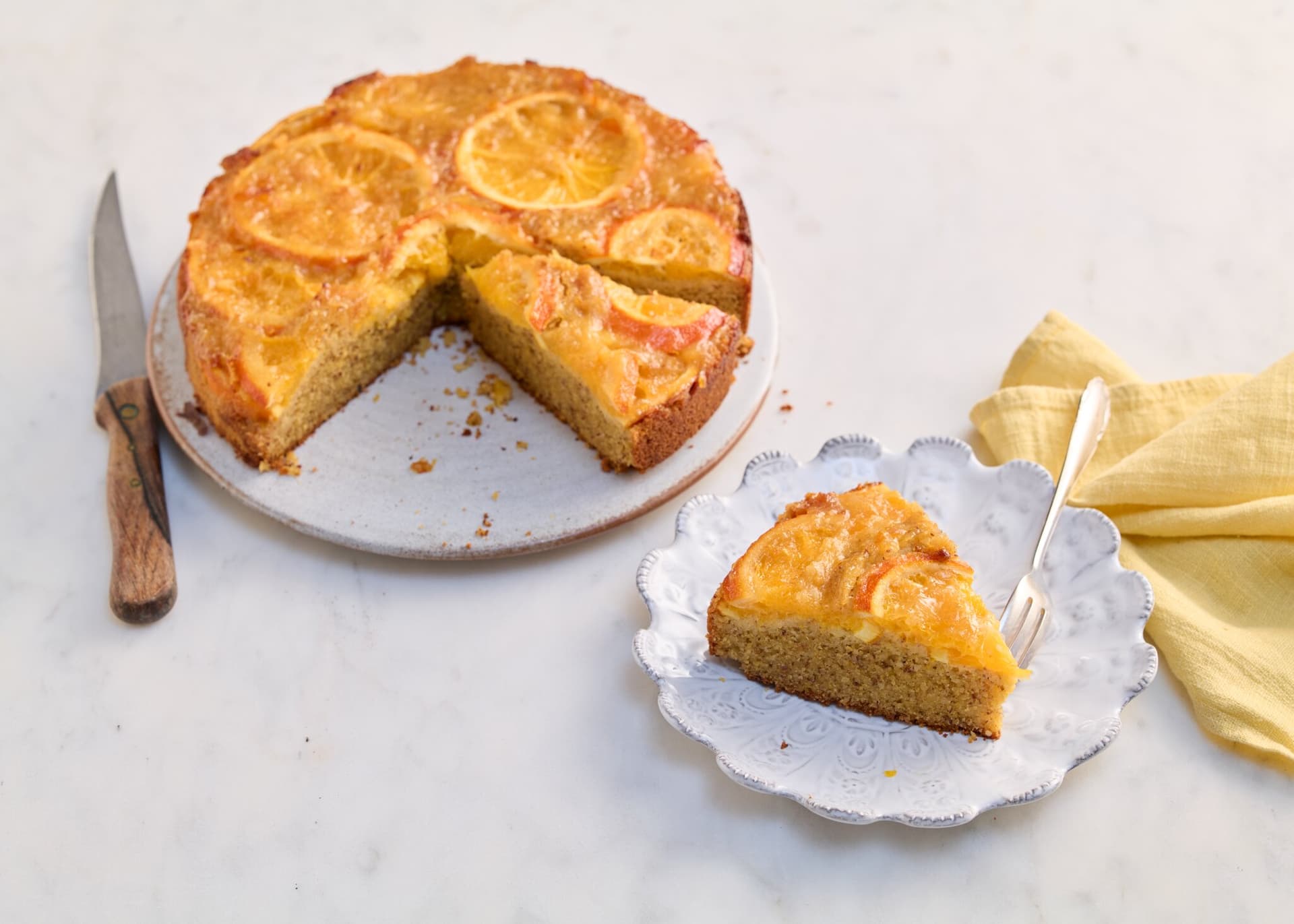 Upside-down-Polentakuchen mit Orangen