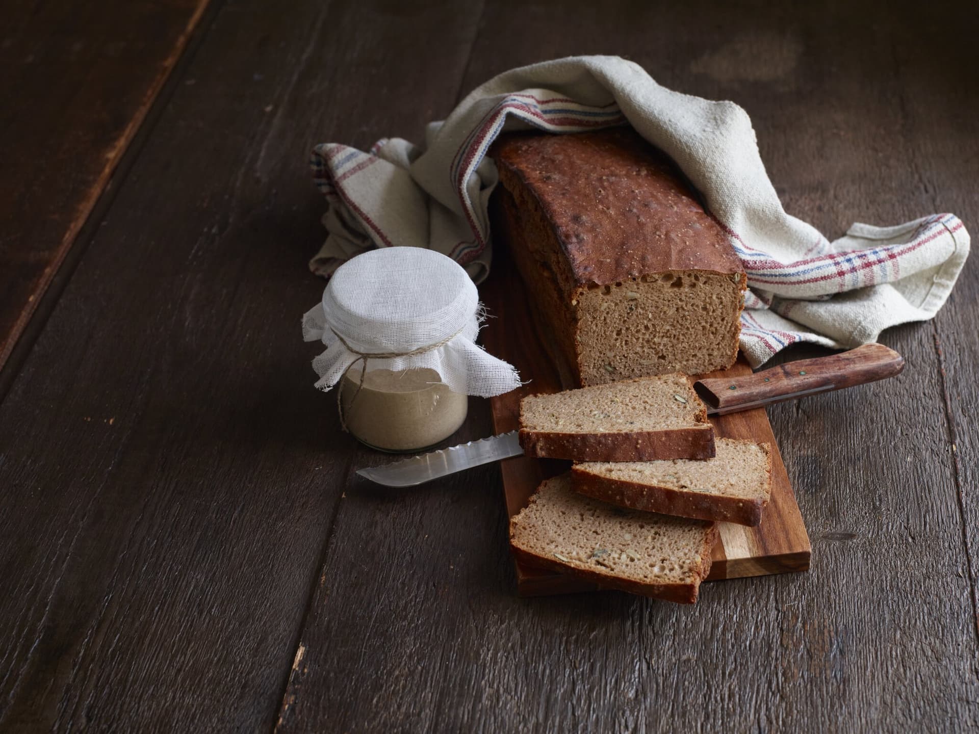 Roggen-Dinkel-Sauerteigbrot