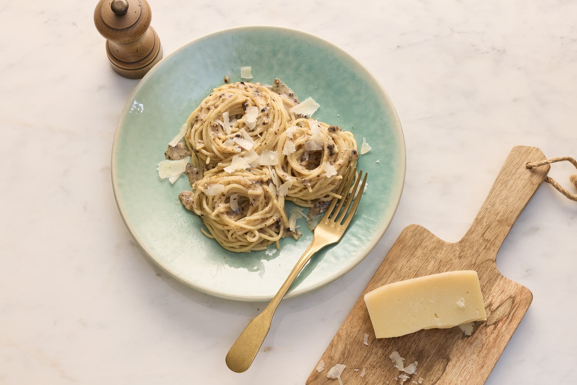 Spaghetti cacio e pepe