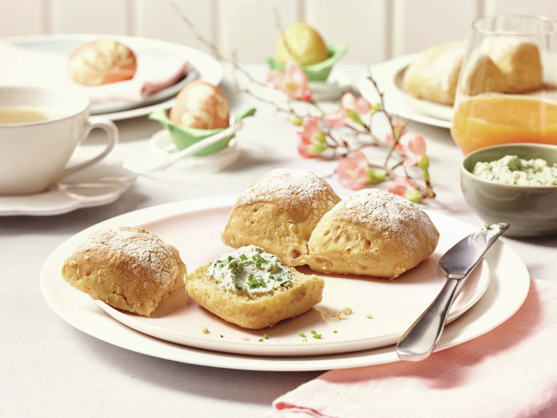 Möhren-Walnuss-Brötchen