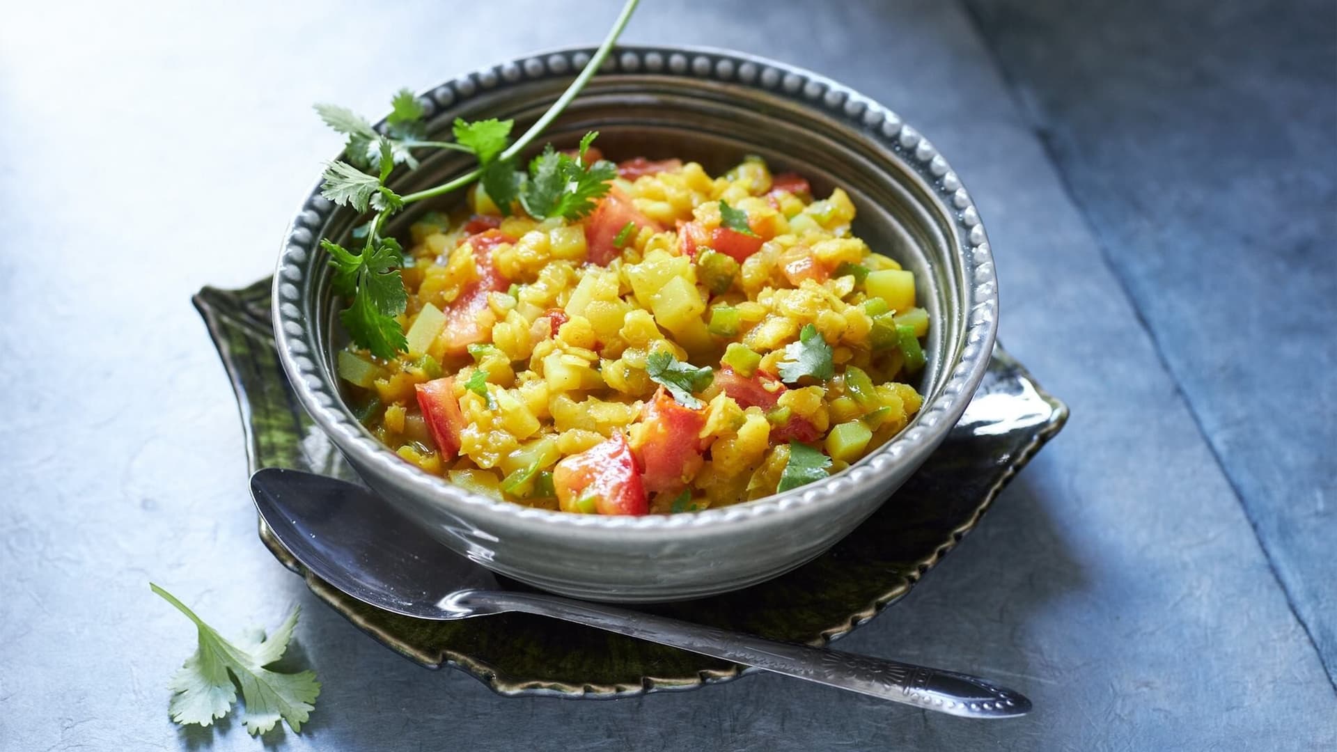 Dal-Curry mit gelben Linsen