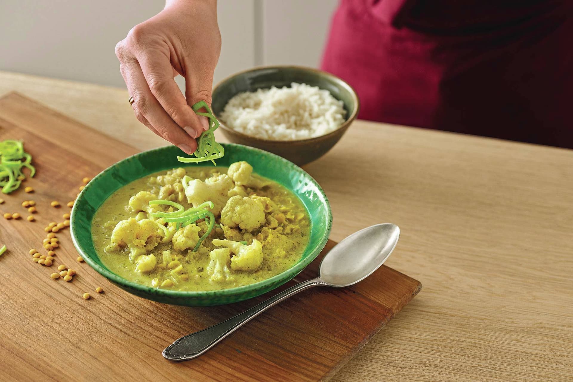 Goldenes Linsen-Blumenkohl-Curry