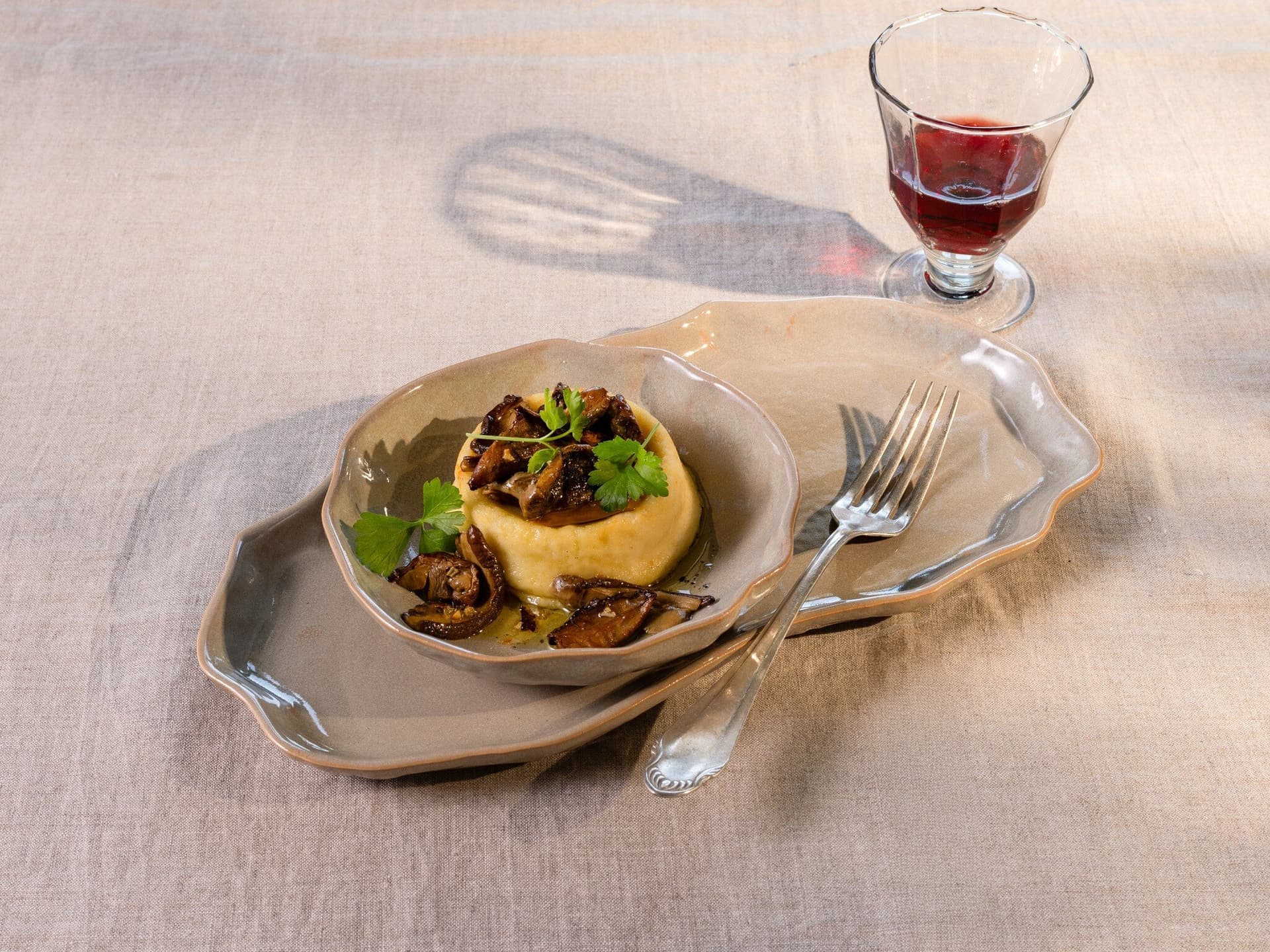 Parmigiano-Flan mit Steinpilzen und Balsamico