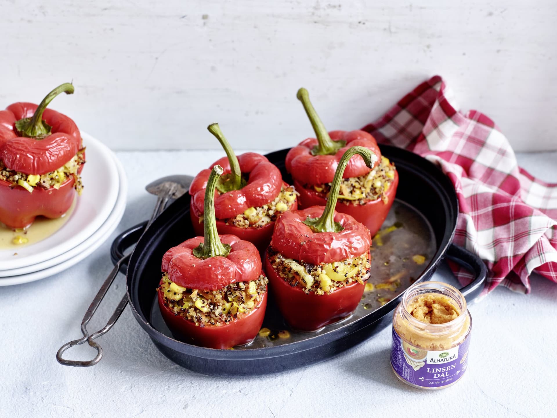 Gefüllte Paprika mit Linsen Dal und Quinoa