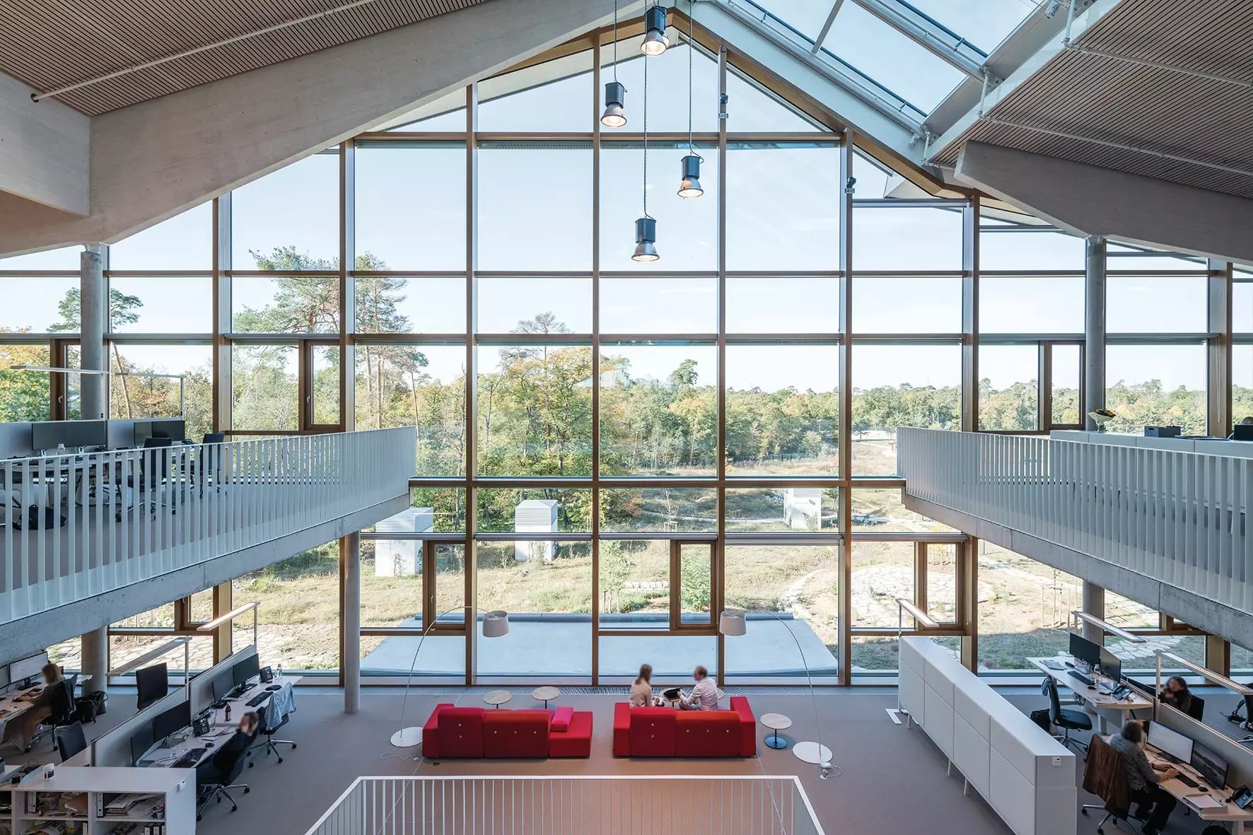 Alnatura Campus Innenansicht Richtung Wald