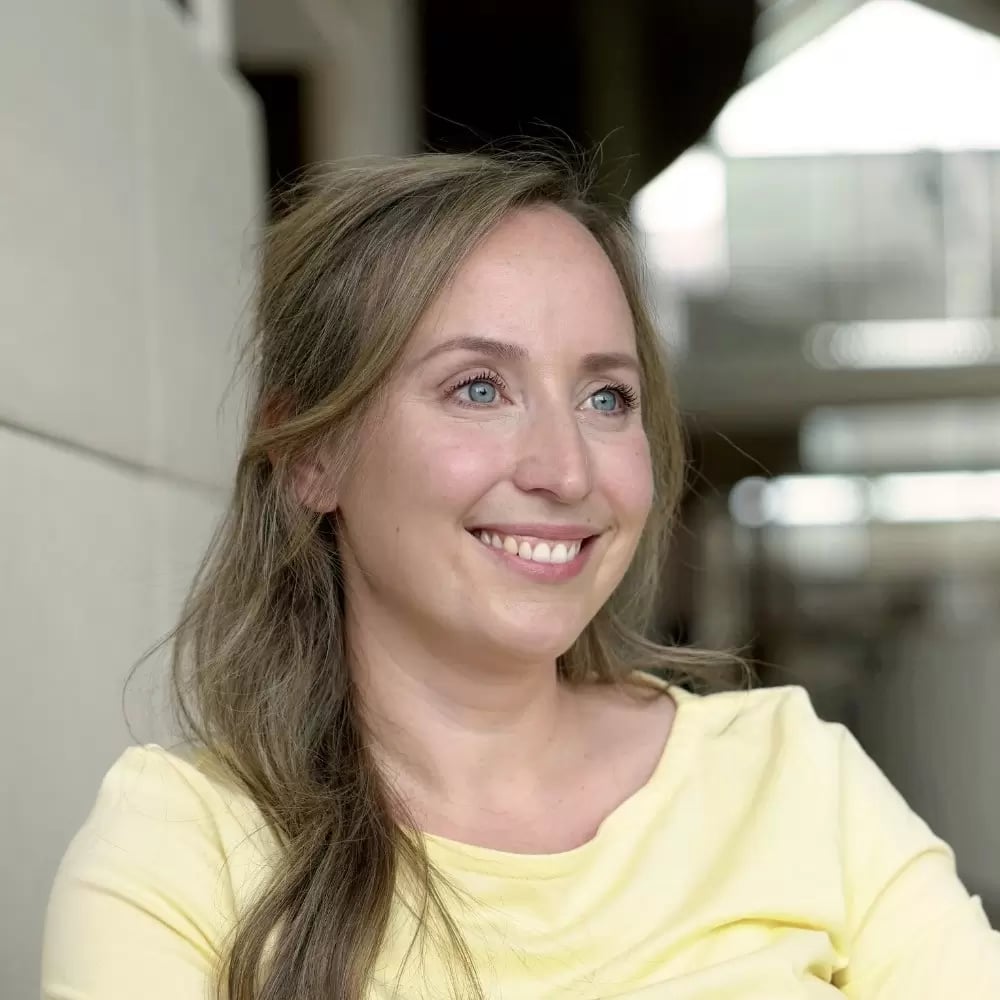 Porträt von Mitarbeiterin Sophie